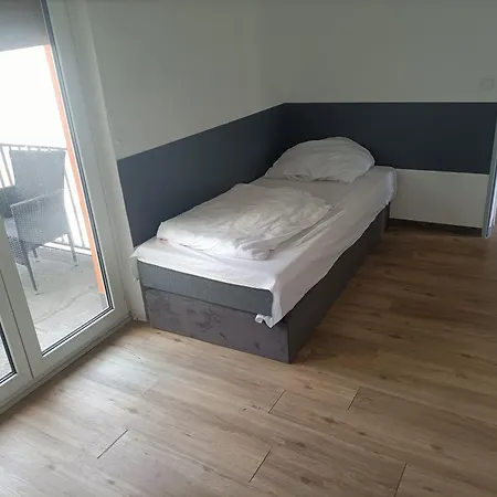 Bischofsheim15 *